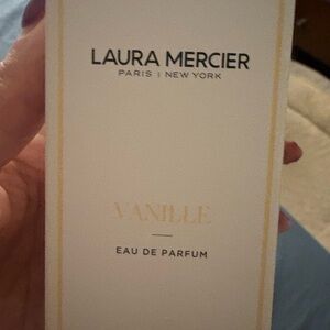 Laura mercier vanille eau de parfum